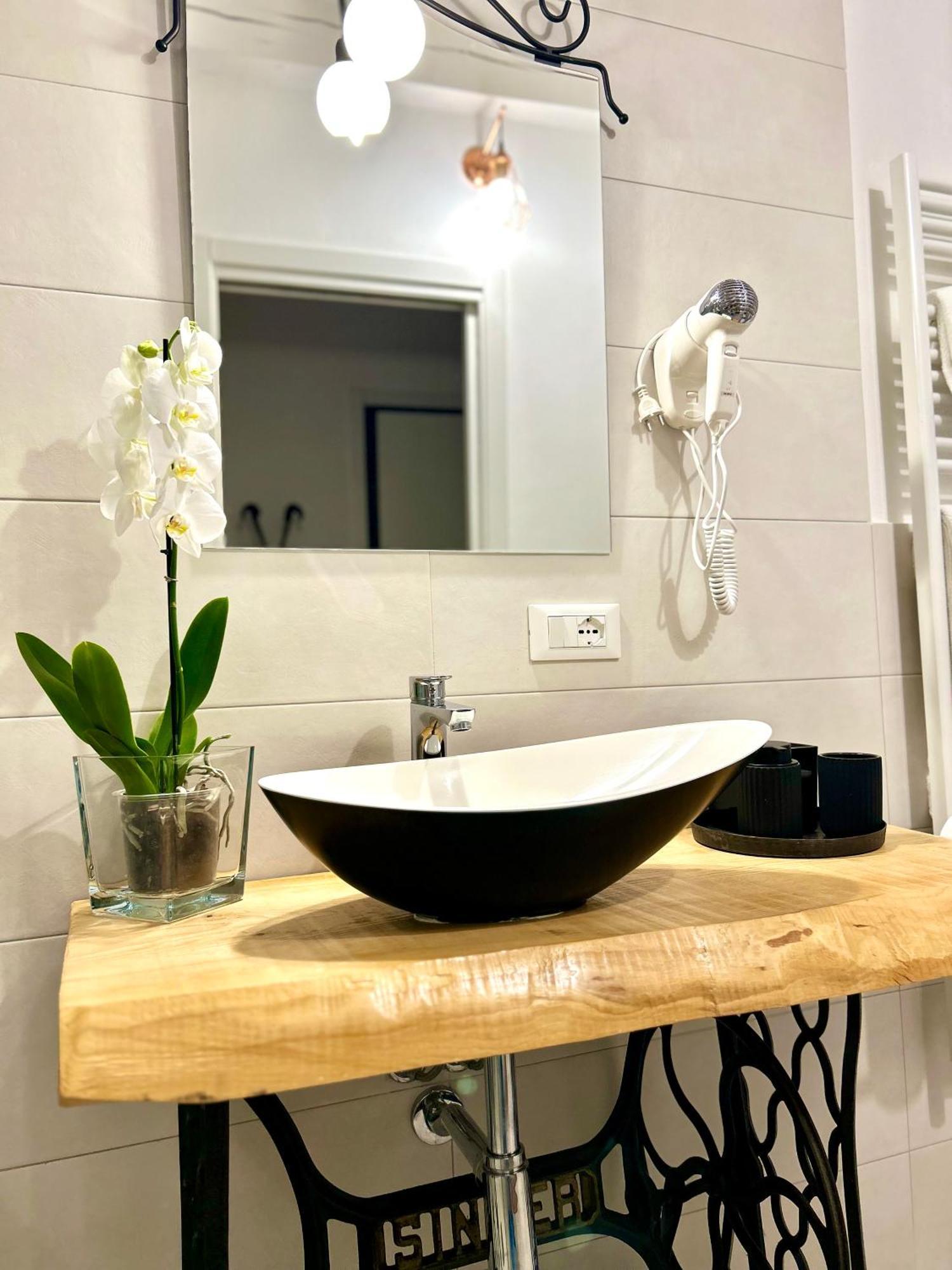Rosso Verona Suite-Free Parking Ngoại thất bức ảnh