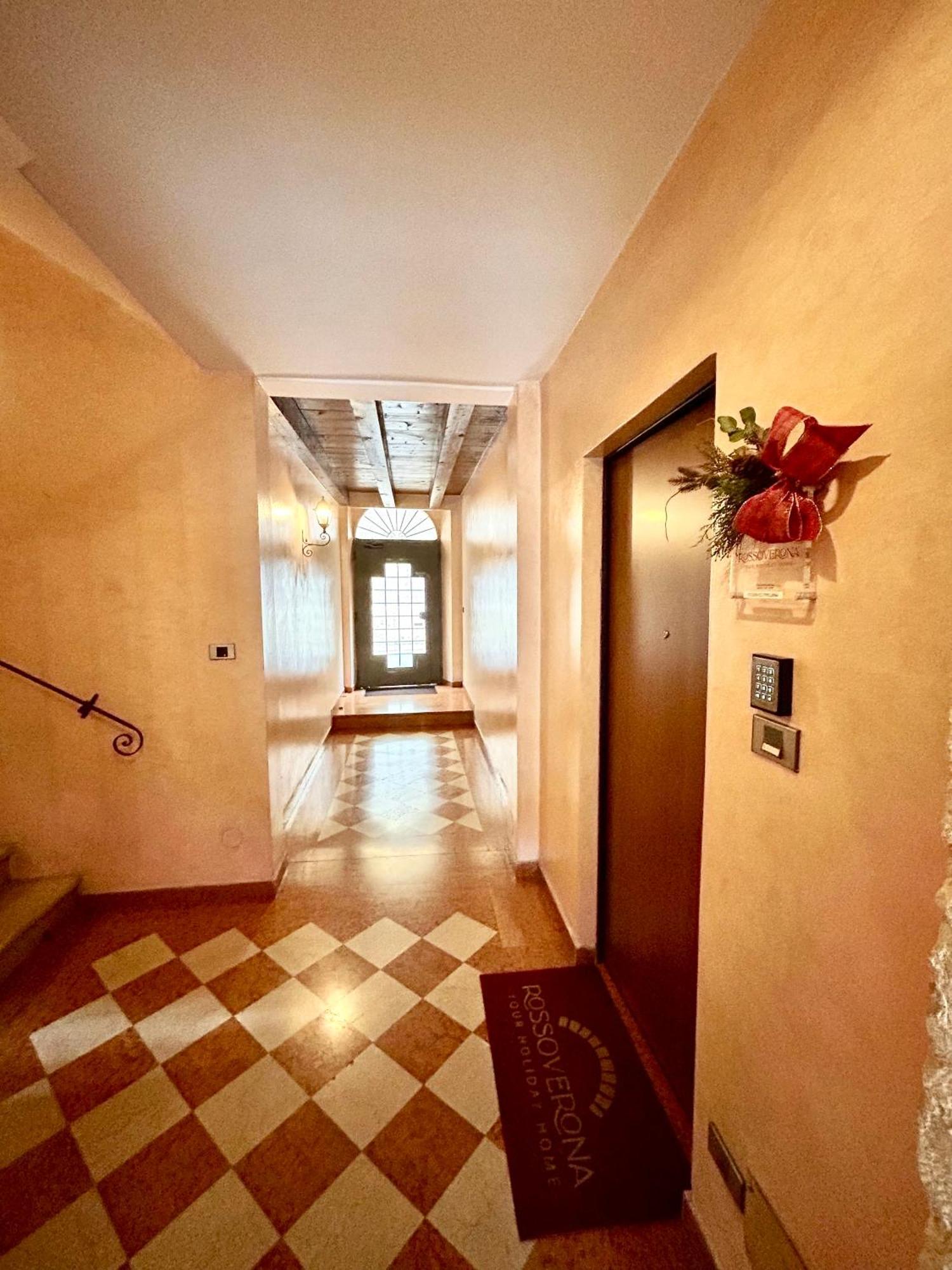 Rosso Verona Suite-Free Parking Ngoại thất bức ảnh